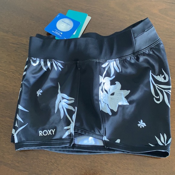 NEW ROXY SWELL ADDICT SHORT🖤 - Picture 13 of 13